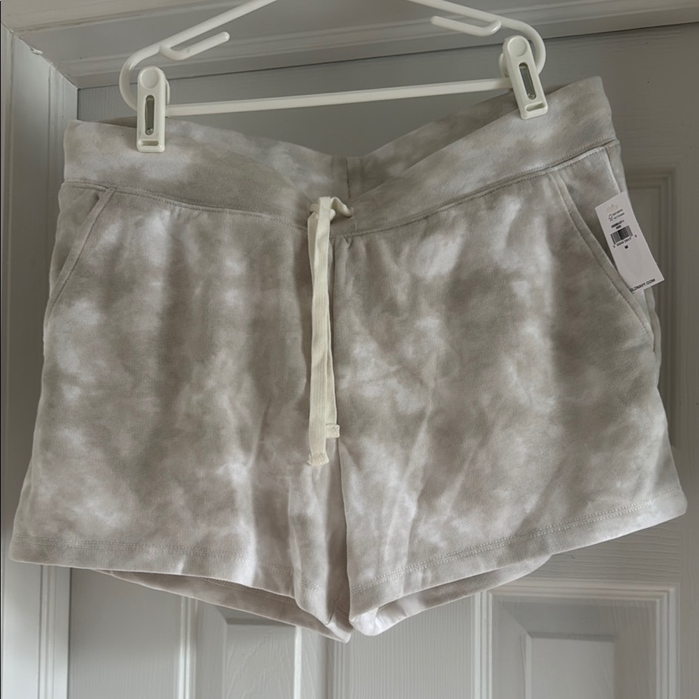 Old Navy Gray and White Athletic Shorts